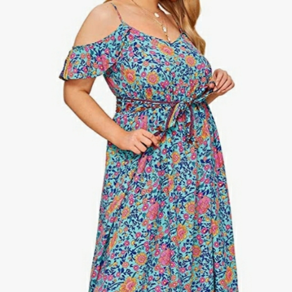 NWT☆Plus Size 3X Gorgeous Blue Floral Cold Shoulder Tie Back Maxi Dress☆Must See - Picture 4 of 9